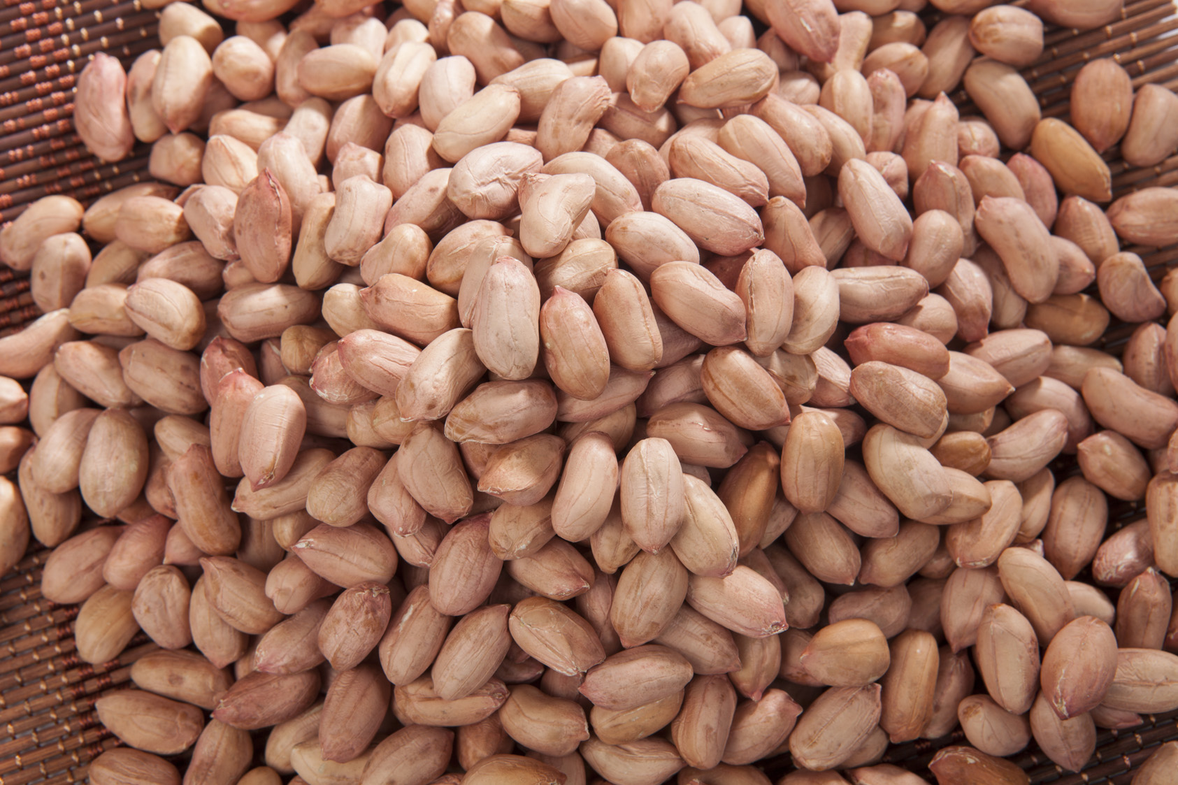 ROUND PEANUT KERNEL